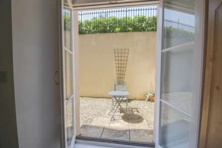 Royal Crescent*Ground Floor Flat*2 Garden Areas*Allocated Parking*, Image 8