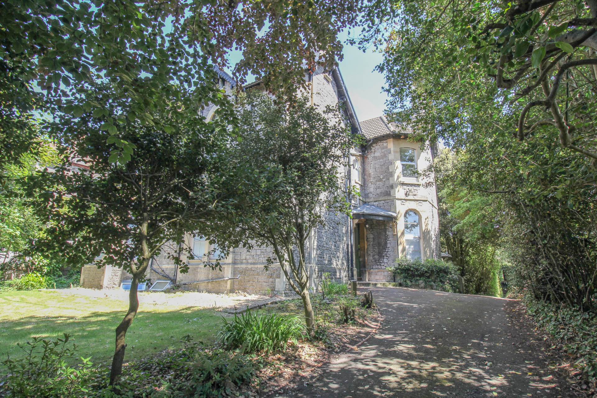 Queens Road**Hillside**Fantastic Investment Opportunity**Over Two Floors**, Image 1