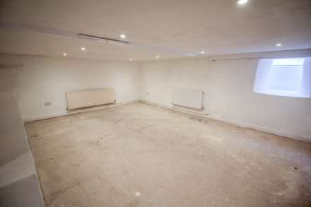 Queens Road**Hillside**Fantastic Investment Opportunity**Over Two Floors**, Image 10