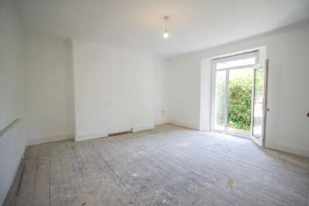 Queens Road**Hillside**Fantastic Investment Opportunity**Over Two Floors**, Image 2