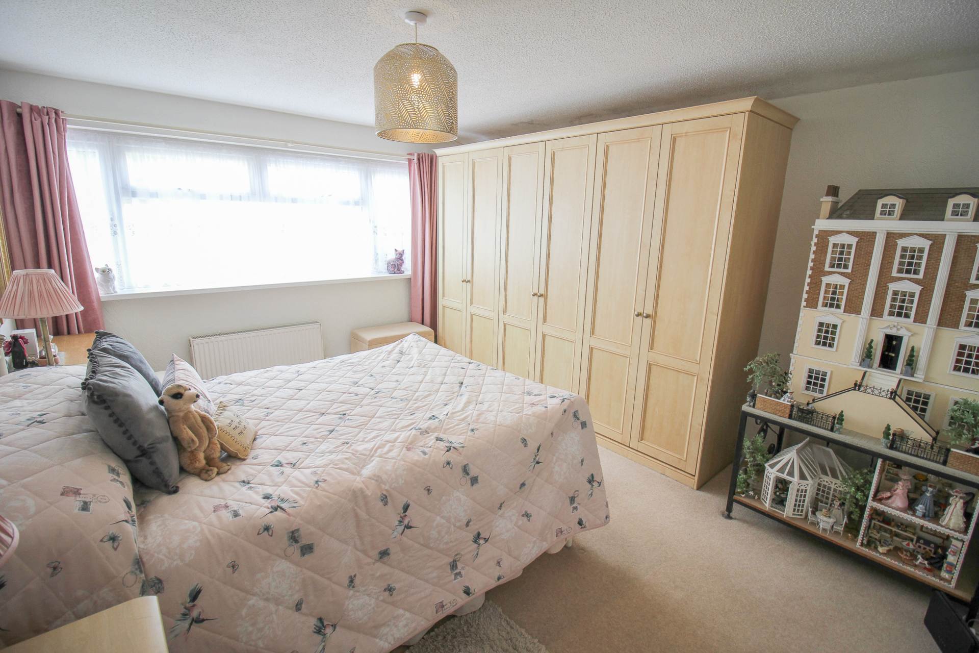 Bleadon Hill**Beautifully Presented Inside & Out**, Image 9