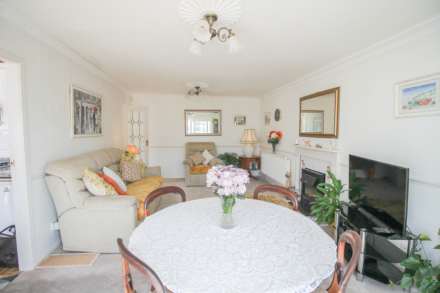 Bleadon Hill**Beautifully Presented Inside & Out**, Image 4