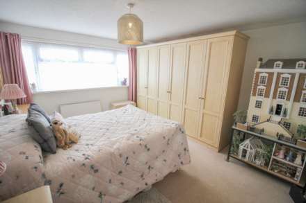 Bleadon Hill**Beautifully Presented Inside & Out**, Image 9