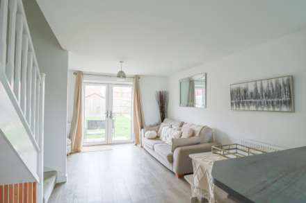 Cherokee Road, Haywood Village - Modern Freehold Home With No Onward Chain, Image 4