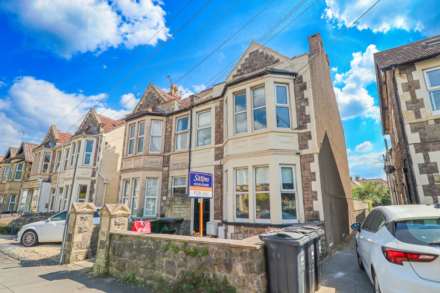 2 Bedroom Flat, Moorland Road, South Ward