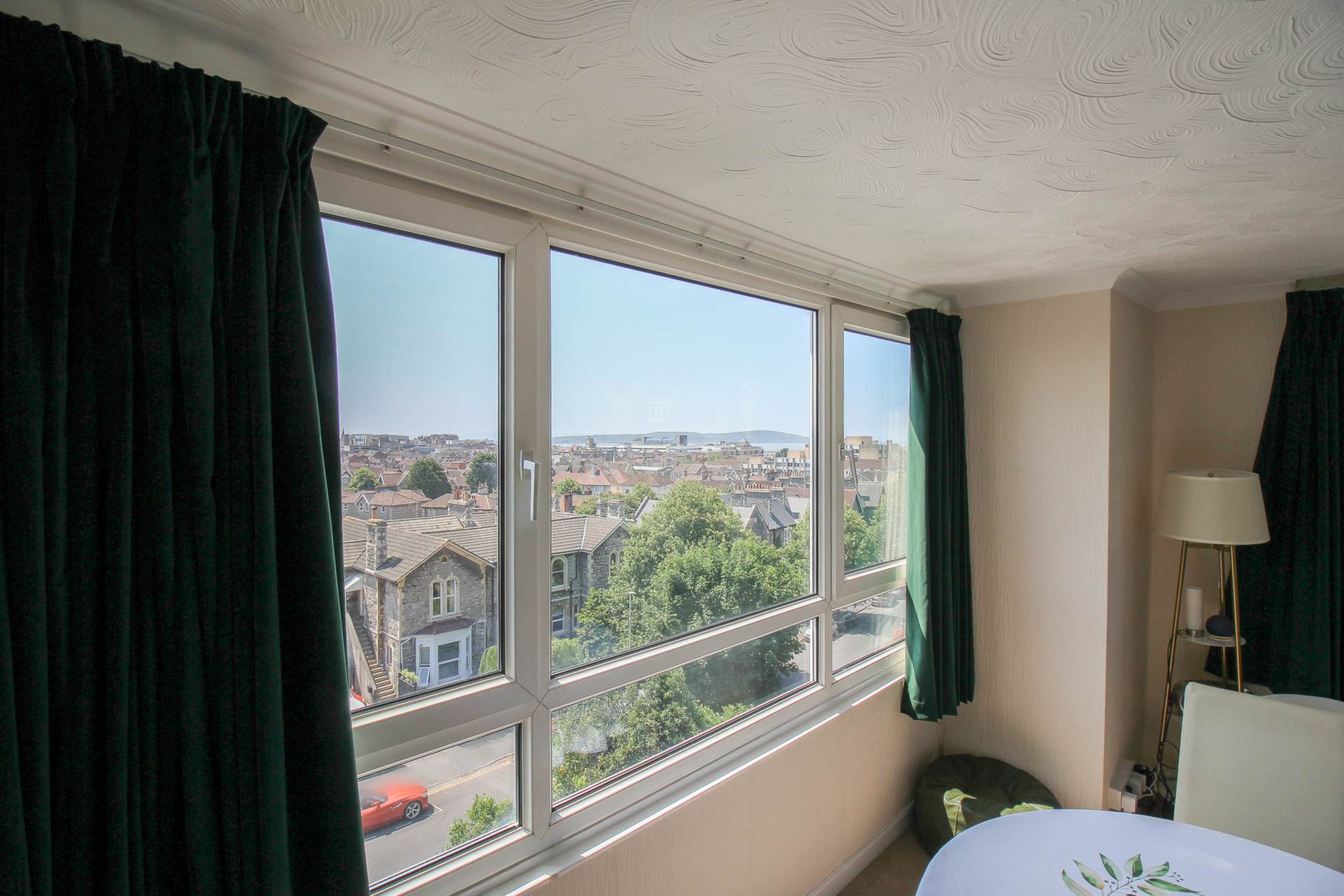 Hillside*Panoramic Views*Very Spacious*Garage/Parking*, Image 4