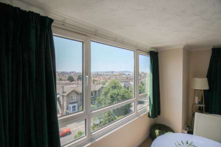 Hillside*Panoramic Views*Very Spacious*Garage/Parking*, Image 4