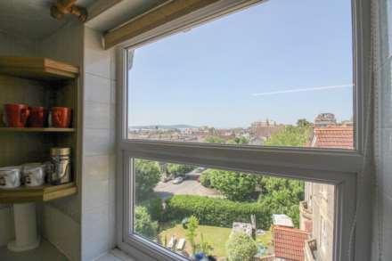 Hillside*Panoramic Views*Very Spacious*Garage/Parking*, Image 7