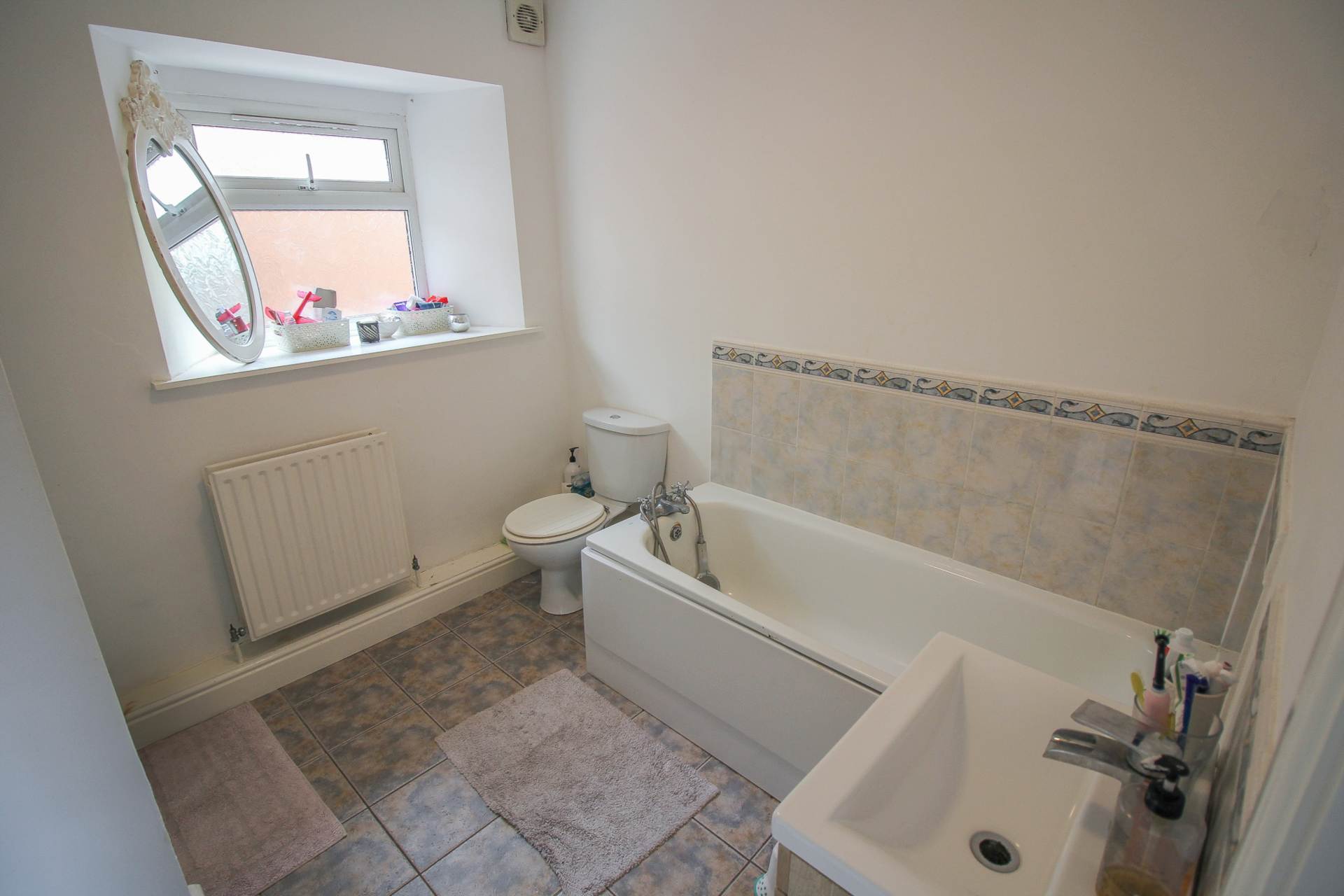 Locking Road*Garage & Workshop*Two Double Bedrooms*Potential to Split*, Image 8
