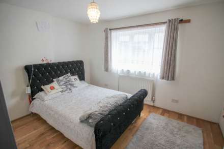 Locking Road*Garage & Workshop*Two Double Bedrooms*Potential to Split*, Image 6
