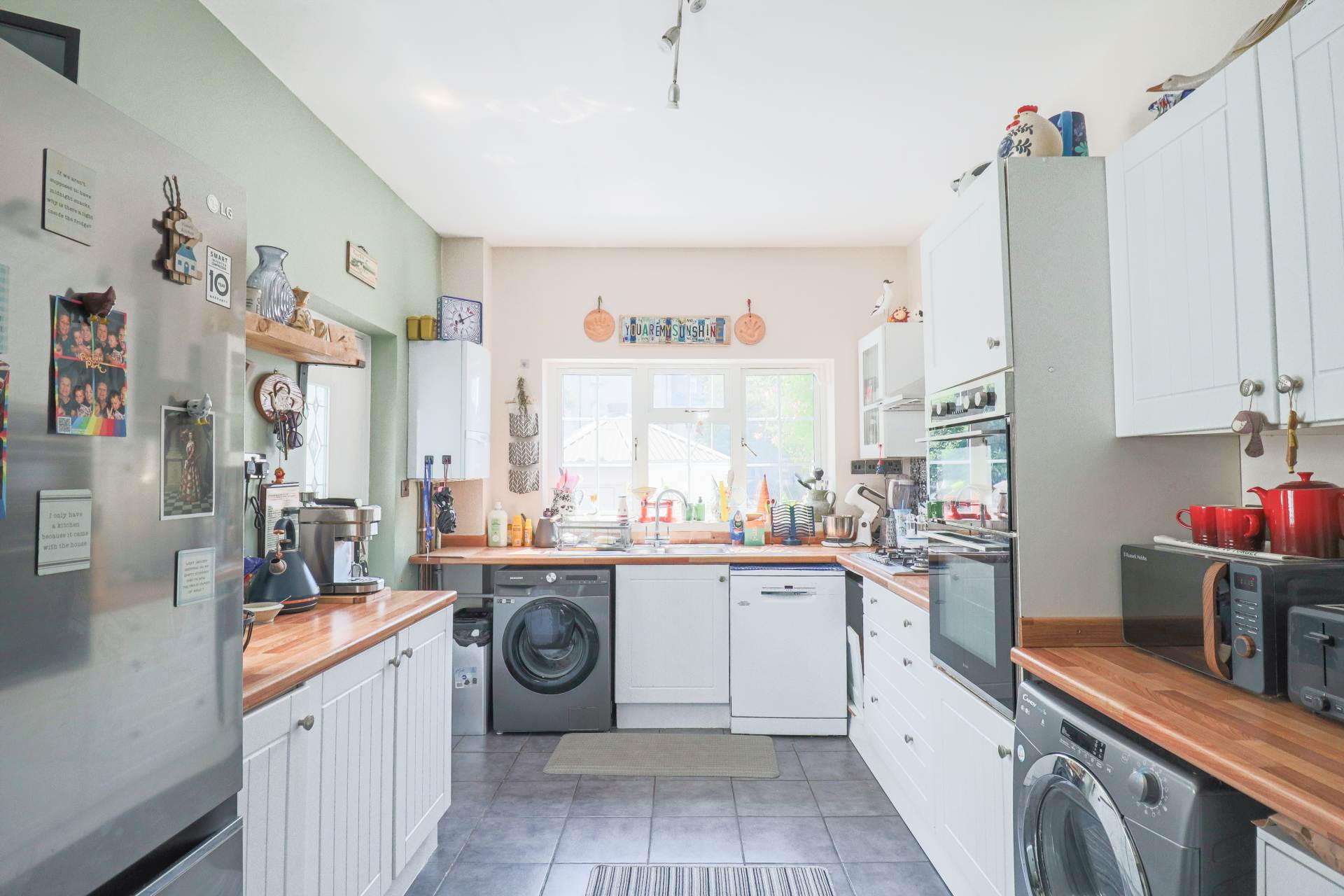 Raglan Place, Close To Sea Front - Ground Floor Flat With Own Private Entrance, Image 3