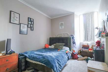 Raglan Place, Close To Sea Front - Ground Floor Flat With Own Private Entrance, Image 10