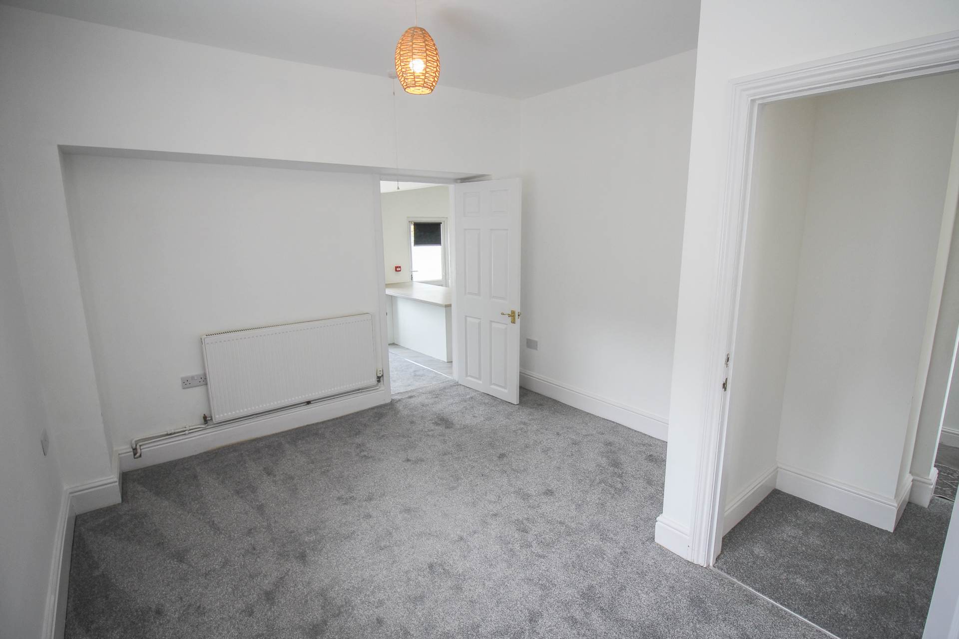 Charlton Road**Fully Refurbished**Garden & Parking**, Image 13