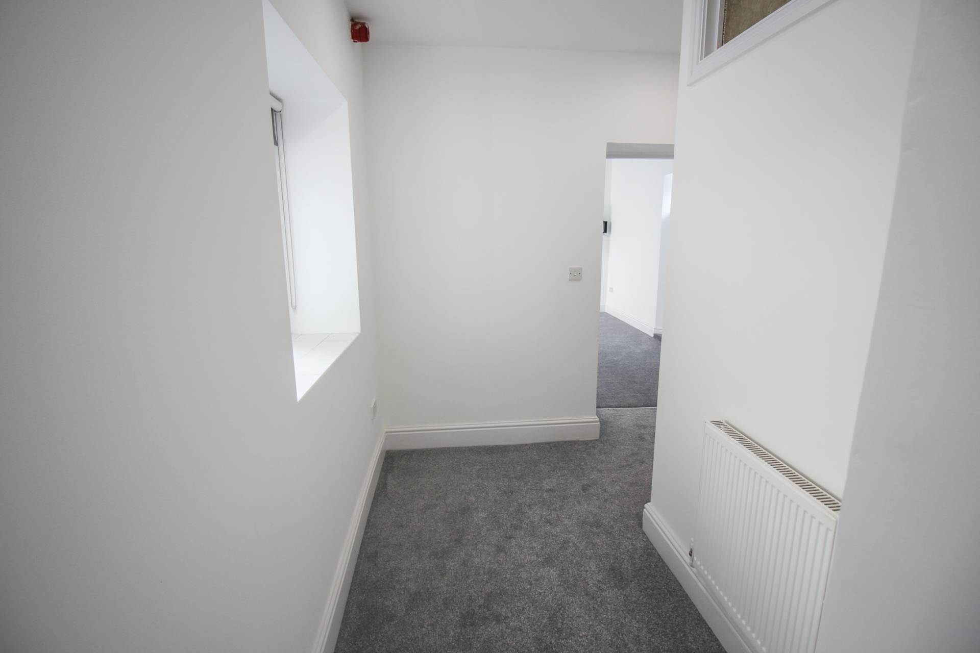 Charlton Road**Fully Refurbished**Garden & Parking**, Image 8