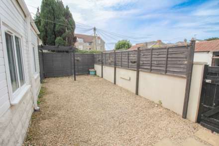 Charlton Road**Fully Refurbished**Garden & Parking**, Image 15