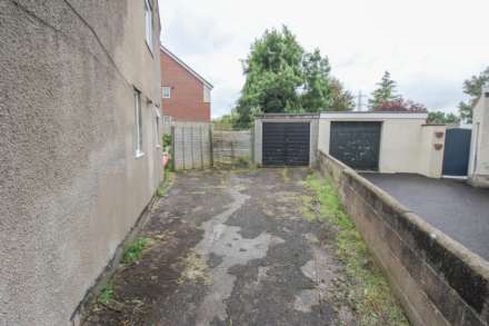 Brookland Road** In Need of Updating** Huge Potential to Extend**, Image 11