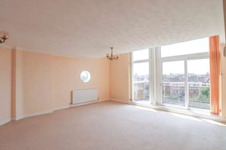Boulevard, Tivoli House - Ready To Move In Apartment, Image 2