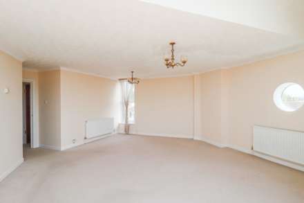 Boulevard, Tivoli House - Ready To Move In Apartment, Image 7