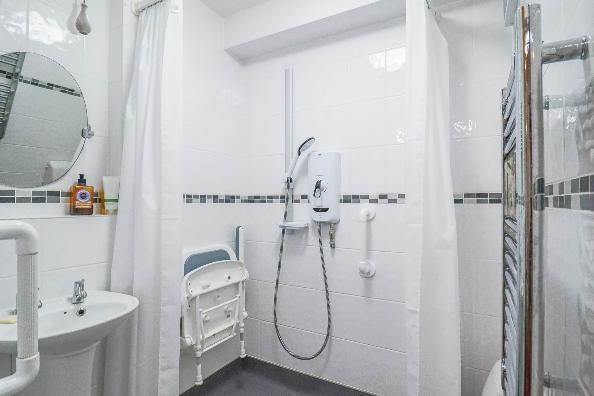 Maple Court, Hillside - No Chain Apartment With Views, Image 14