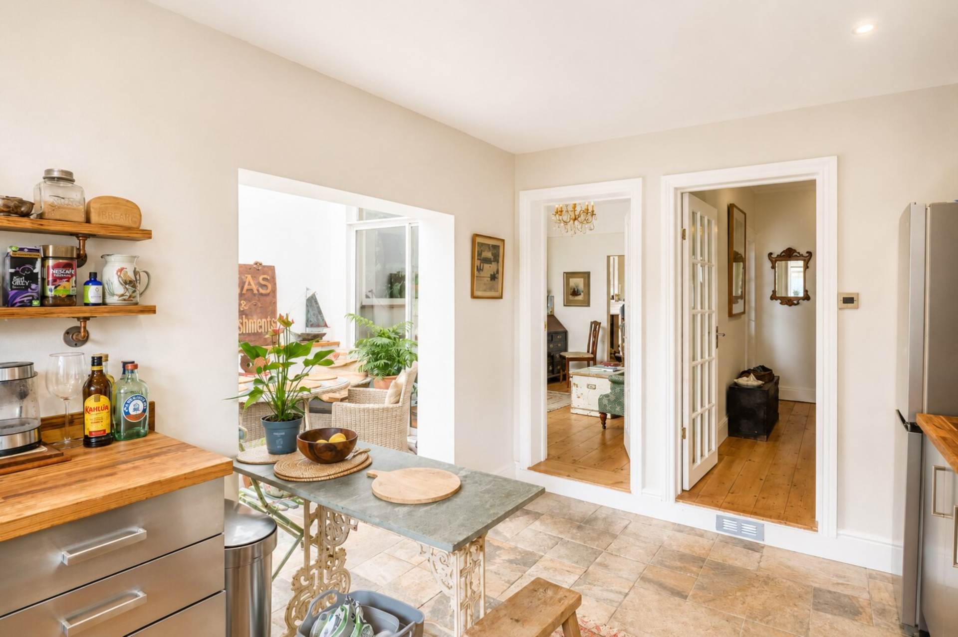 South Ward**Absolutely Beautiful throughout**Four Bedrooms**South Facing Garden**Potential Parking**, Image 6