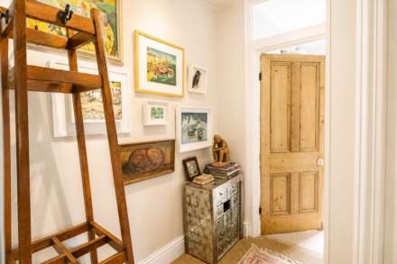 South Ward**Absolutely Beautiful throughout**Four Bedrooms**South Facing Garden**Potential Parking**, Image 24