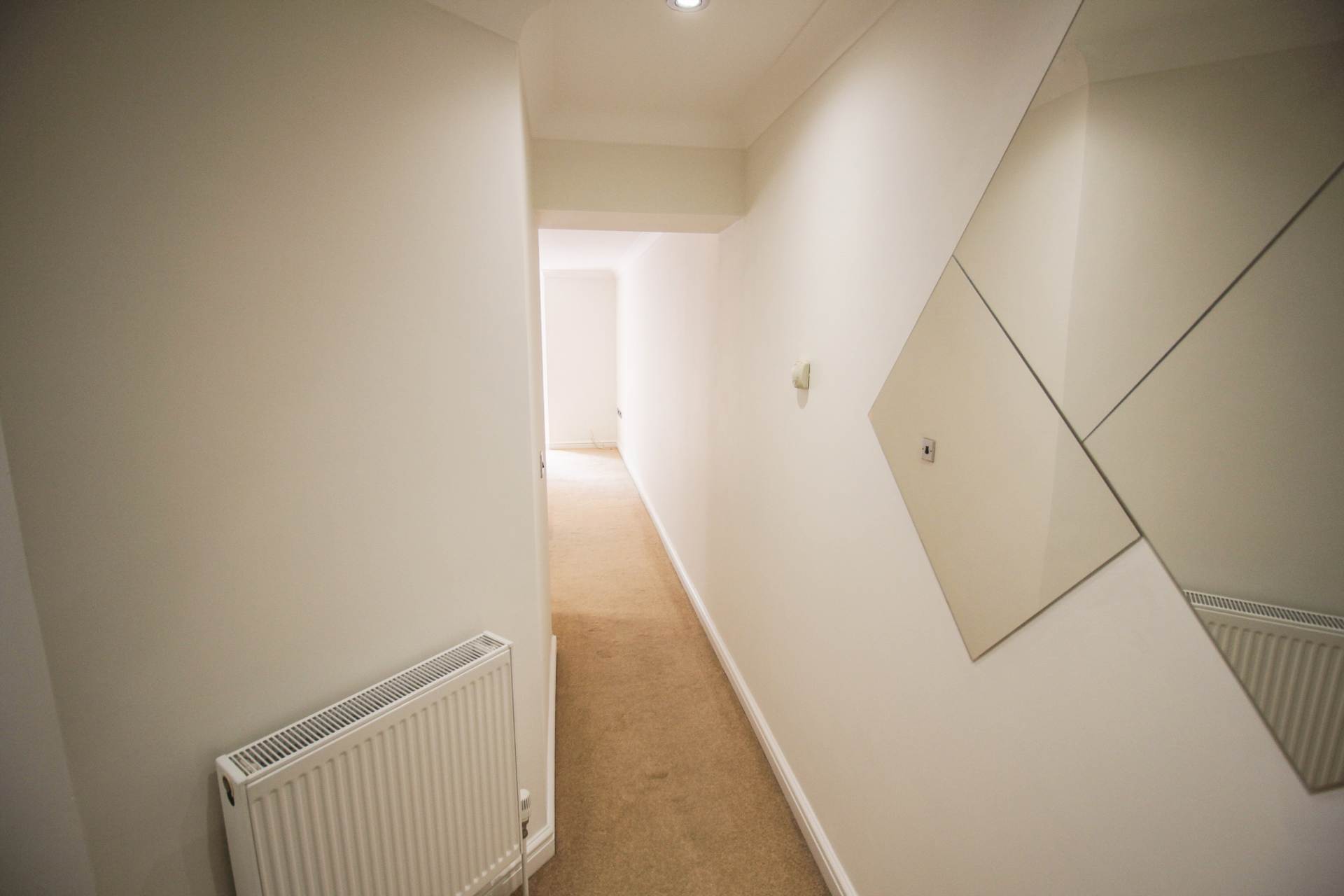 Weston-super-Mare*Stunning Throughout*Parking & Garden*, Image 12