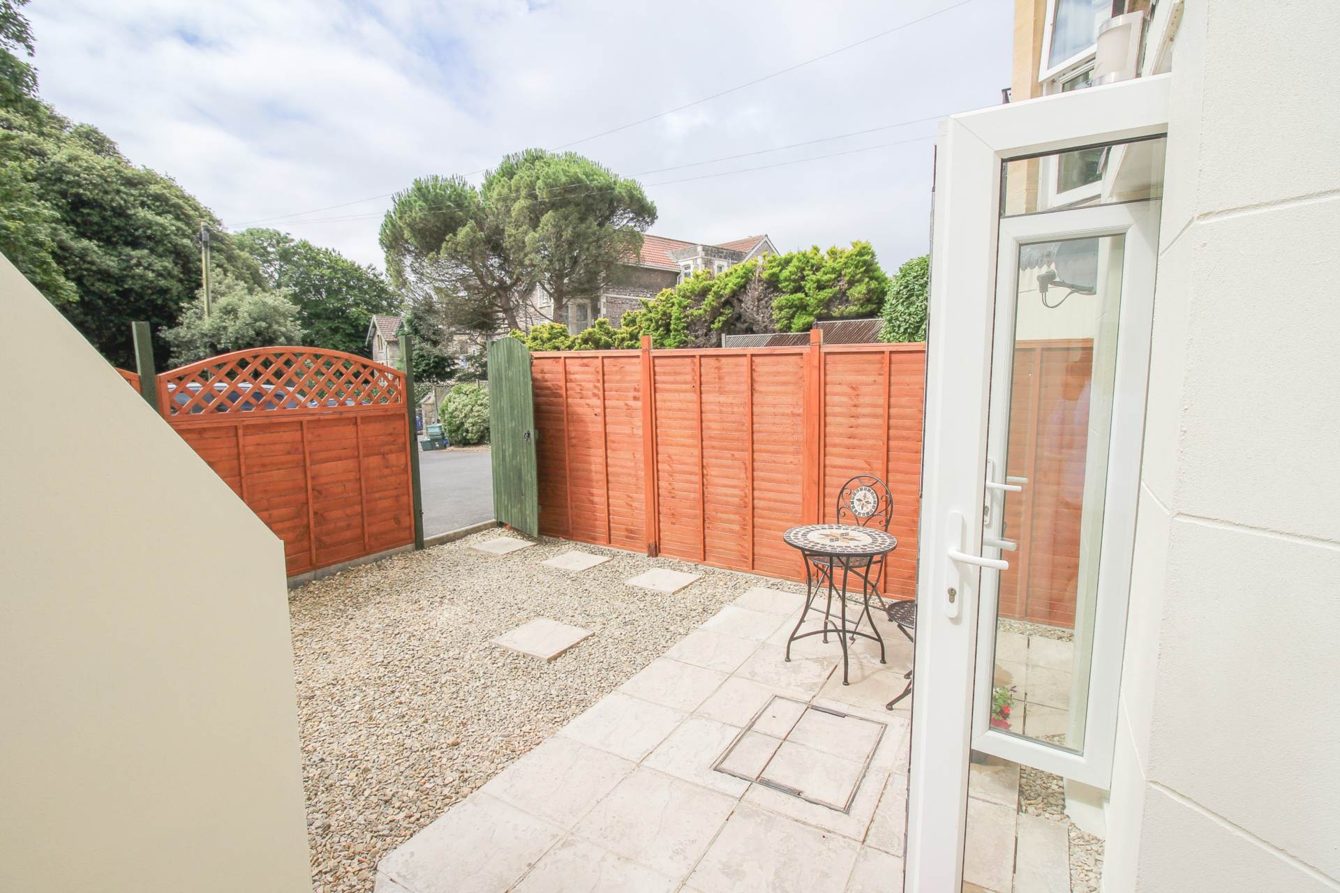 Weston-super-Mare*Stunning Throughout*Parking & Garden*, Image 13