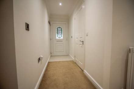 Weston-super-Mare*Stunning Throughout*Parking & Garden*, Image 11