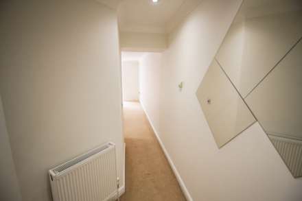 Weston-super-Mare*Stunning Throughout*Parking & Garden*, Image 12