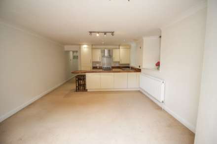 Weston-super-Mare*Stunning Throughout*Parking & Garden*, Image 6