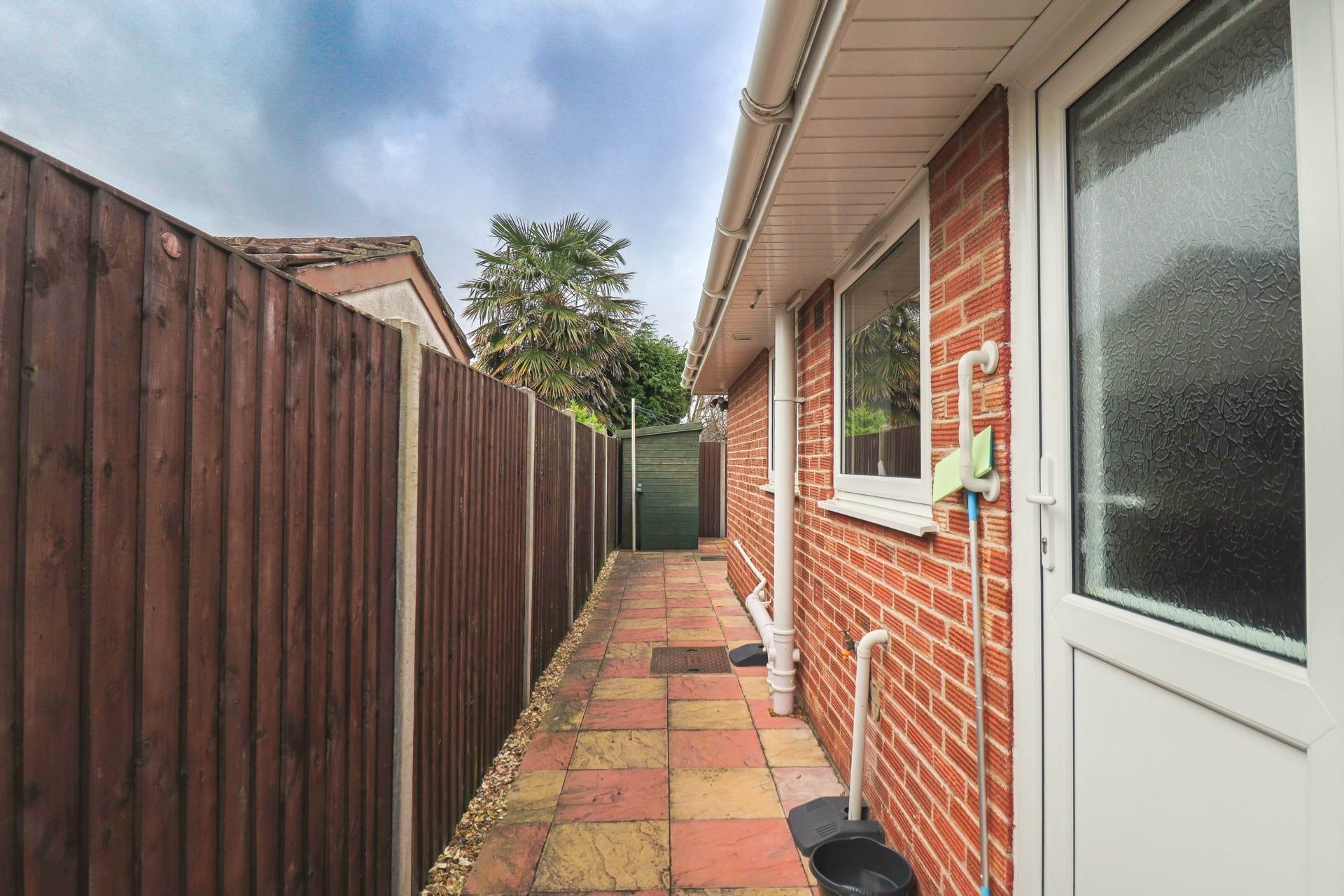 Ewart Road, Milton - Superb Bungalow!, Image 17