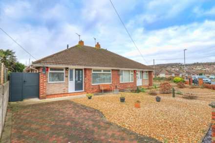 Ewart Road, Milton - Superb Bungalow!