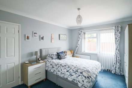 Ewart Road, Milton - Superb Bungalow!, Image 11