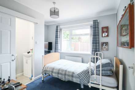 Ewart Road, Milton - Superb Bungalow!, Image 14