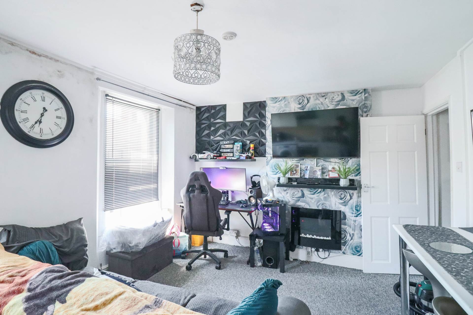 Hopkins Street, Town Centre - Investment Opportunity - 2 Flats, Image 11