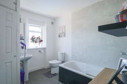 Hopkins Street, Town Centre - Investment Opportunity - 2 Flats, Image 13