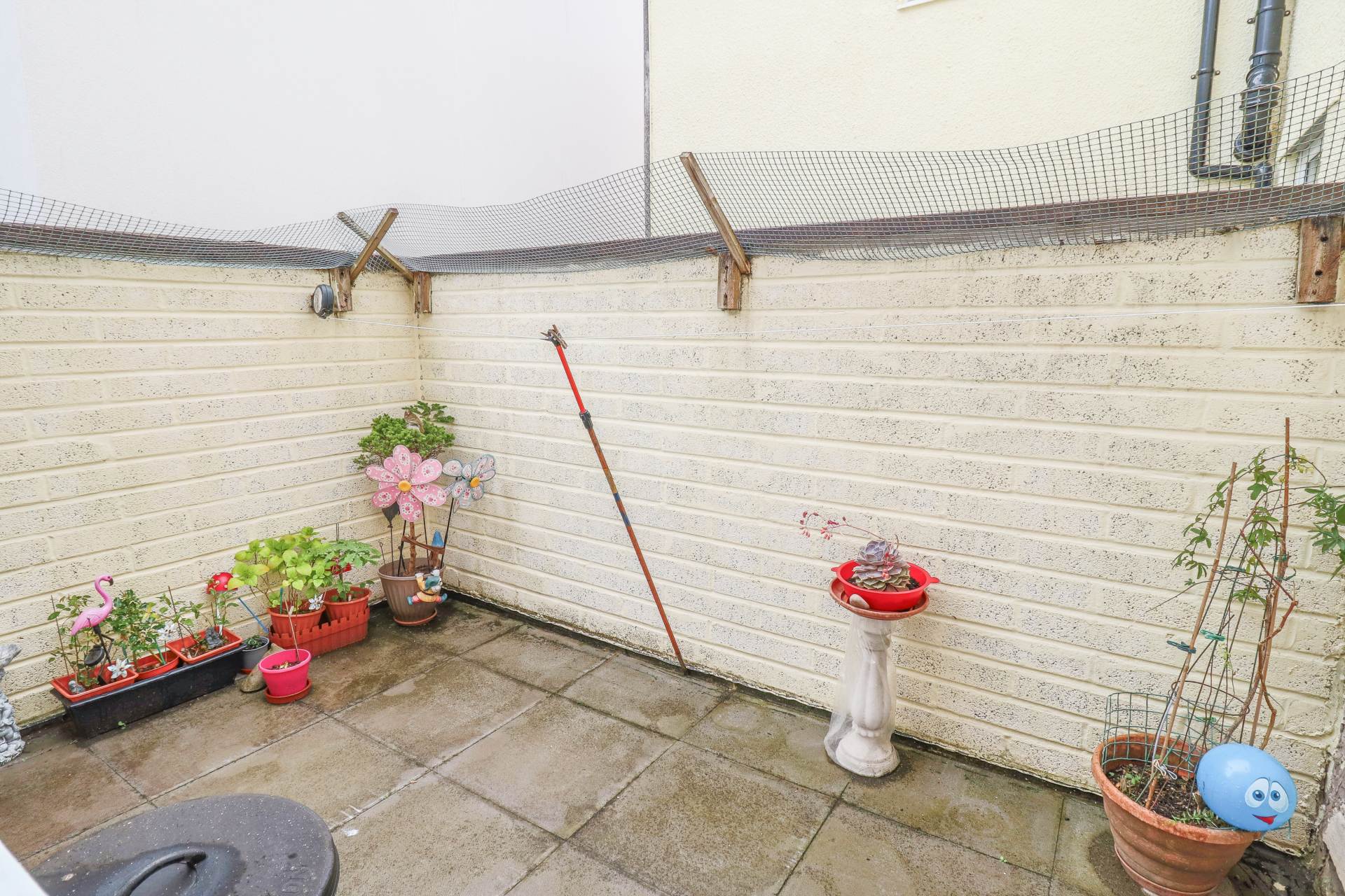 Ashcombe Park Road, Milton - Superb Garden Flat, Image 9