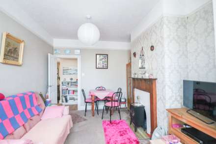Ashcombe Park Road, Milton - Superb Garden Flat, Image 4