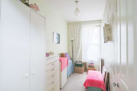 Ashcombe Park Road, Milton - Superb Garden Flat, Image 6