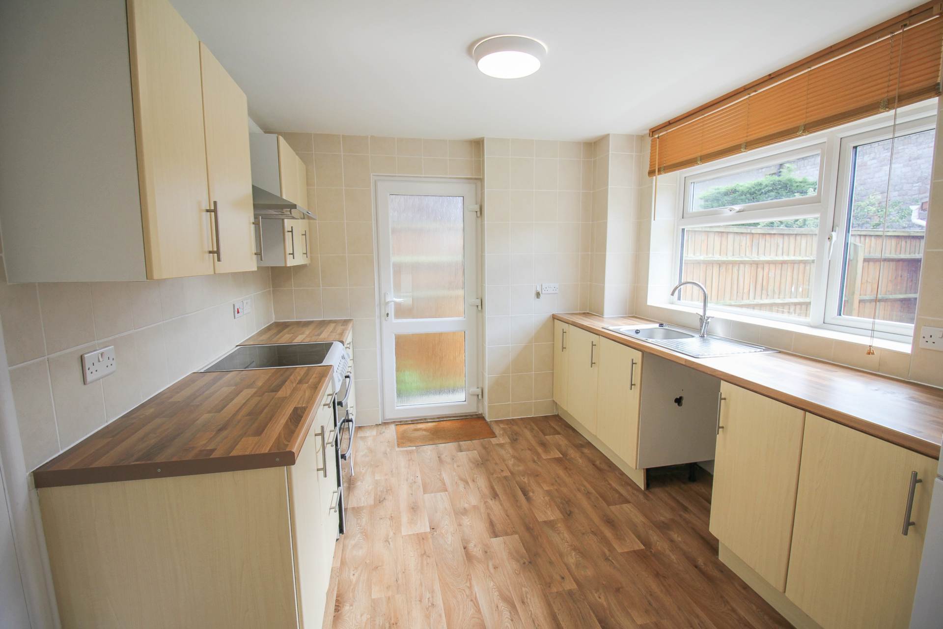 St Peters Avenue, Weston-super-Mare, Image 4