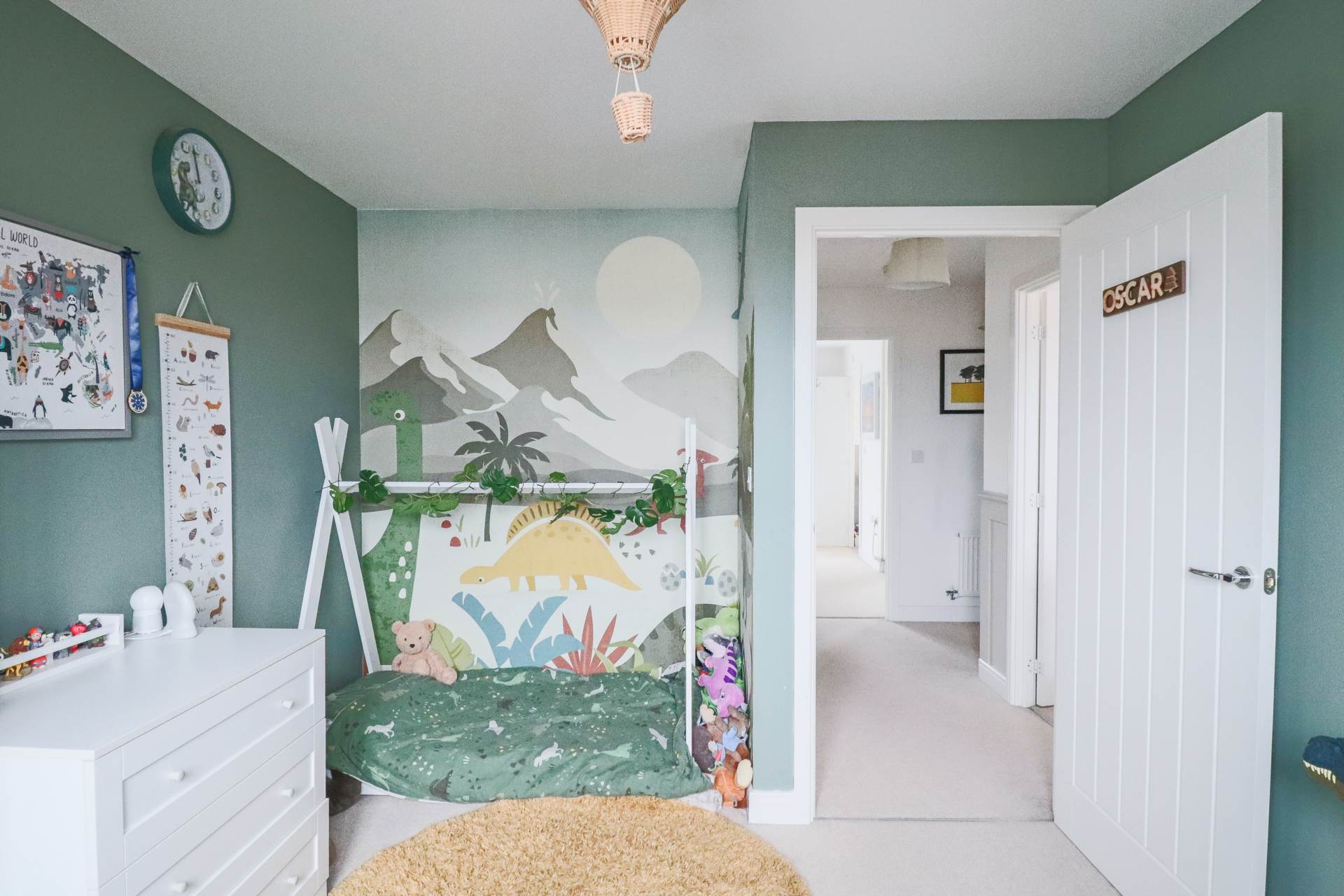 Dyer Street, Banwell - Mead Fields - Stunningly Presented Home, Image 13