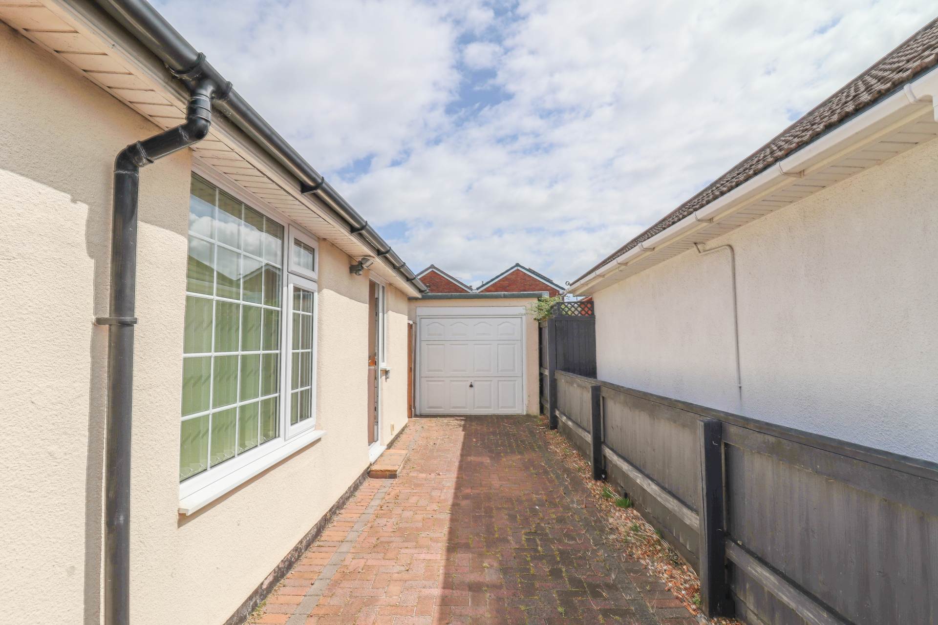 Corondale Road, Milton - Well Presented Detached Bungalow, Image 19