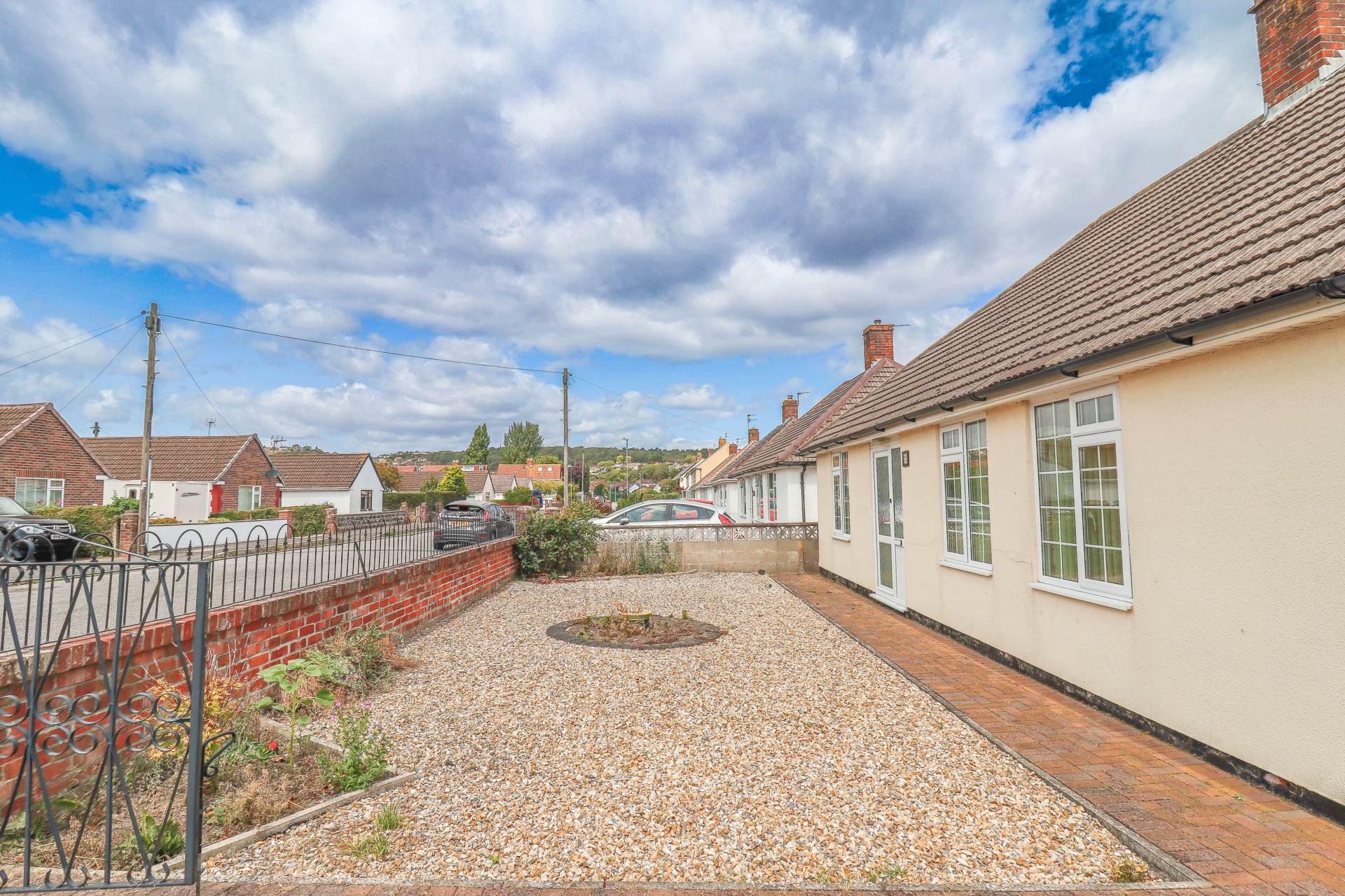 Corondale Road, Milton - Well Presented Detached Bungalow, Image 2