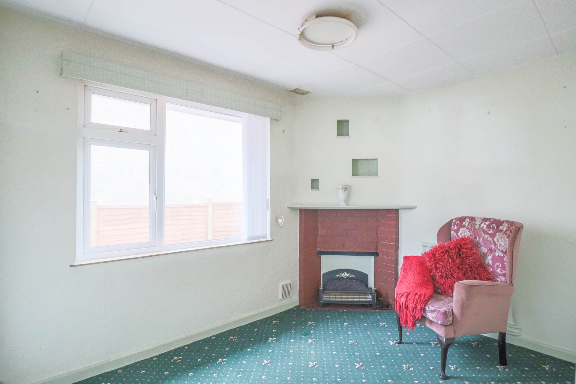 Oldmixon Road, Southern Outskirts - Deceptively Spacious Detached Bungalow, Image 14