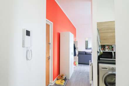 Dorville House, Hillside - Stunningly Presented & Modern Apartment, Image 13