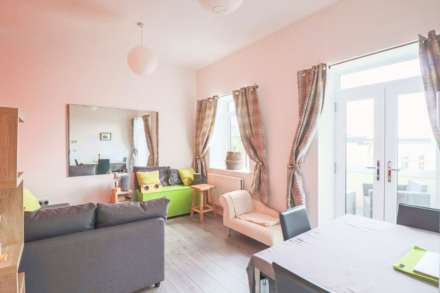 Dorville House, Hillside - Stunningly Presented & Modern Apartment, Image 2