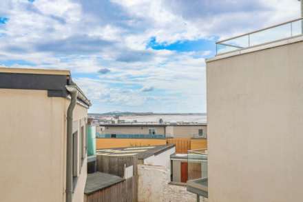 Dorville House, Hillside - Stunningly Presented & Modern Apartment, Image 5