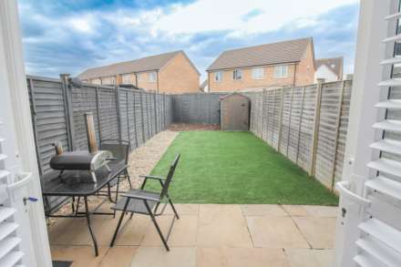 Glider Avenue**The Perfect Home**Good Size Garden**Two Parking Spaces**, Image 9