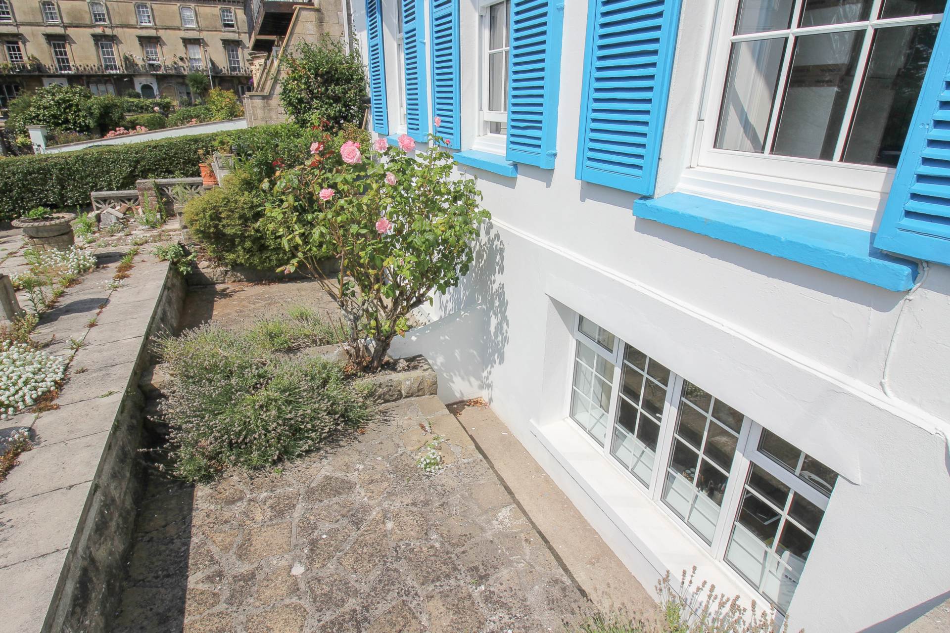 Park Place**Garden Flat**2 Bedrooms**2 Reception Areas**Sea Front Location**, Image 18