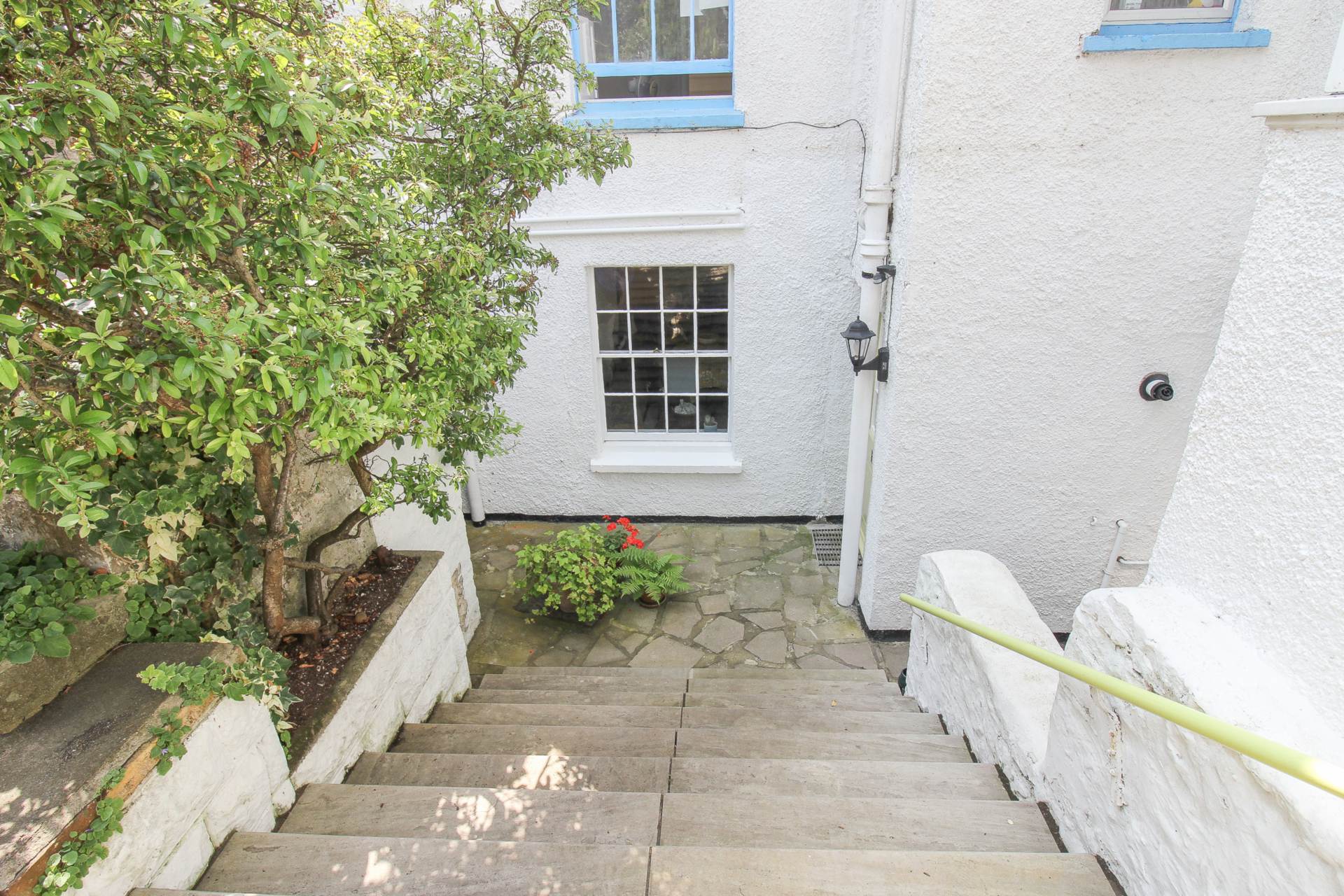 Park Place**Garden Flat**2 Bedrooms**2 Reception Areas**Sea Front Location**, Image 2